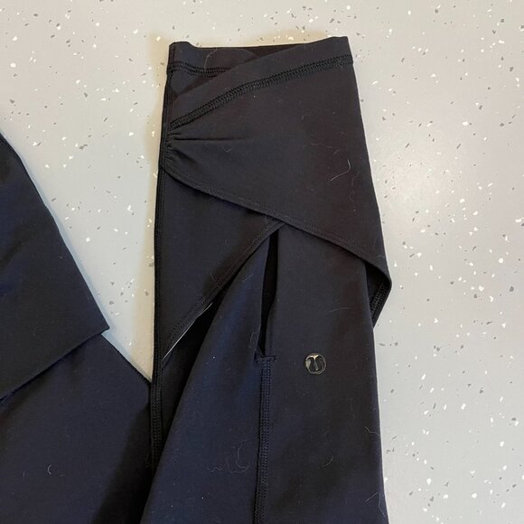 Lululemon 3/4 length leggings - Picture 2 of 2